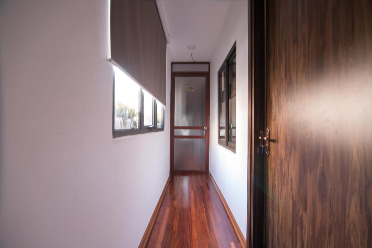 Reddoorz Yen Phu Street Hotel Hanoi Exterior photo